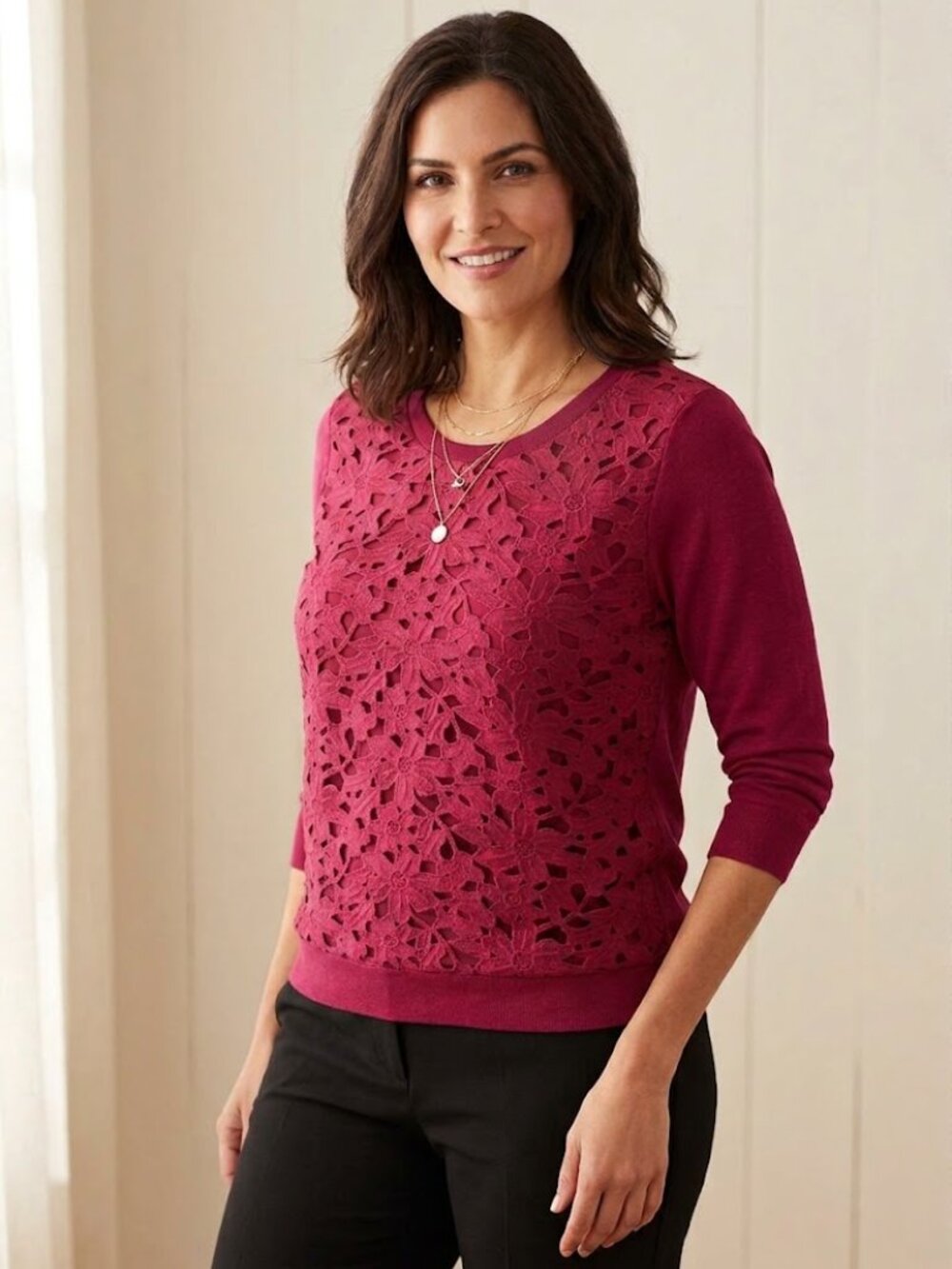 Wallpapher Raspberry Floral Lace Crochet Long Sleeve Lightweight Pullover Medium